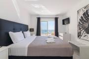 Panoramic Beach View – P. da Rocha