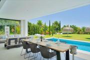 Luxurious 7-Bedroom Holiday House with Private Pool in Alicante