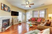 Walkable Retreat Near The Island! Gateway to GSMNP