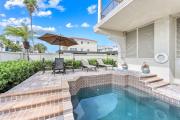 Top Siesta Key