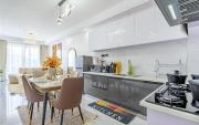 2BR in kilimani near yaya centre , Pool & Wifi