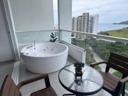 Suite con Lujoso Jacuzzi, Piso 14 y vista al mar