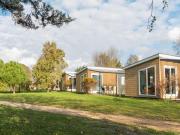Cozy Chalet at Holiday park Fort den Haak