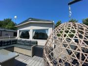 No 5 waterside
