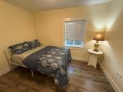 15 Mins to YVR & Downtown - Vancouver Guest House - Free Parking