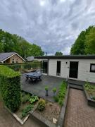 5-person forest cabin near Putten