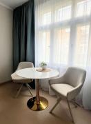 Chic & simple old town apartment