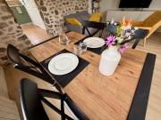 Petit coin de paradis - Parking & terrasse