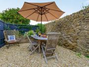 Top Burton Bradstock