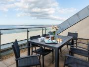 Top Westward Ho
