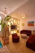 Riad de Luxe Privé avec piscine, 2 terrasses & Petit Déjeuner inclus