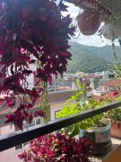 Top Katmandu