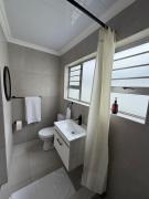 Top Beacon Bay