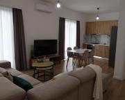 Spacious apartment with Balcony and City