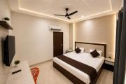 Hotel SSD - A Budget Friendly Hotel #Near Prem Mandir #Lift #Ac Rooms #Near Gol Chowk