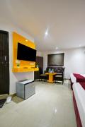 Hotel Platinum -Free Airport Pickup