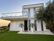 Top Himare