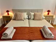 Alay Apartment, 3 Minutes to the Beach, Pool, Puerto Marina