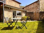 Superbe appartement avec jacuzzi et jardin privé