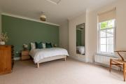 Crossloan Cottage Stylish Village Escape in Comrie