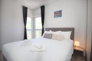 Apartment Bogoje - Two Bedroom Apartment with Private Parking