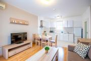 Prime Stay - Bright 2 Bedroom Family Apartment