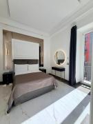 Top Naples
