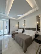Top Naples