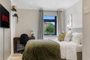 Top Esher Top Esher