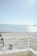 Beach Front-Adriatic Bay Escape