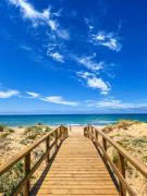 Sunrise House Oliva Nova Beach & MET Apartment