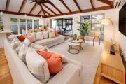 The Mudjimba Beach House - 150m to the beach
