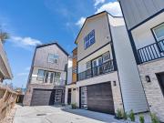 A: Rodeo Hub – Mins to Galleria, TMC, UH & NRG! - Holiday Home