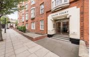 3 Bedroom Apartment in Queensway