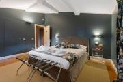 Top Chiavari
