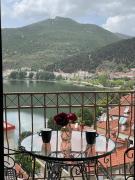 Top Kastoria