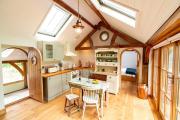 Top Bampton