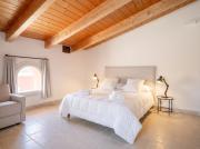 Palazzo della Torre 201– Modern Historic Apartment