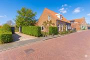Welcome in - Lichte moderne woning met grote tuin voor 4 personen