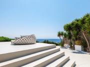 Top Elia Beach