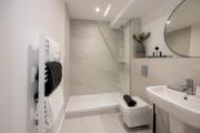 Urban Retreat - Stylish One-Bedroom Apartment