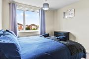 Great Sutton House Perfect for Contractors