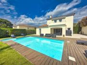 Luxury Villa in Cannes with Heated Pool