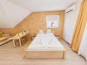 Amulett Studios Apartment
