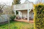 Cabin Guesthouse with free parking