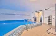 Schöne 3-Zi-Wohnung mit "in-door-pool", "Gym" und "Spielraum" und frisch renoviertem Bad an der Promenade direkt am Scharbeutzer Strand