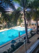 2 Bedroom Apartment With Pool and Beach Access