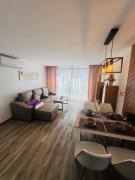 Calpe apartamento renovado a 3 min de la playa ,wifi,aire,parking,vistas comunitario
