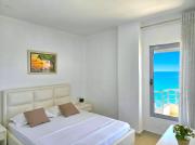 Top Sarandë