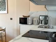 Urban escape studio apartment - Zagreb, Downtown with own parking spot in the garage